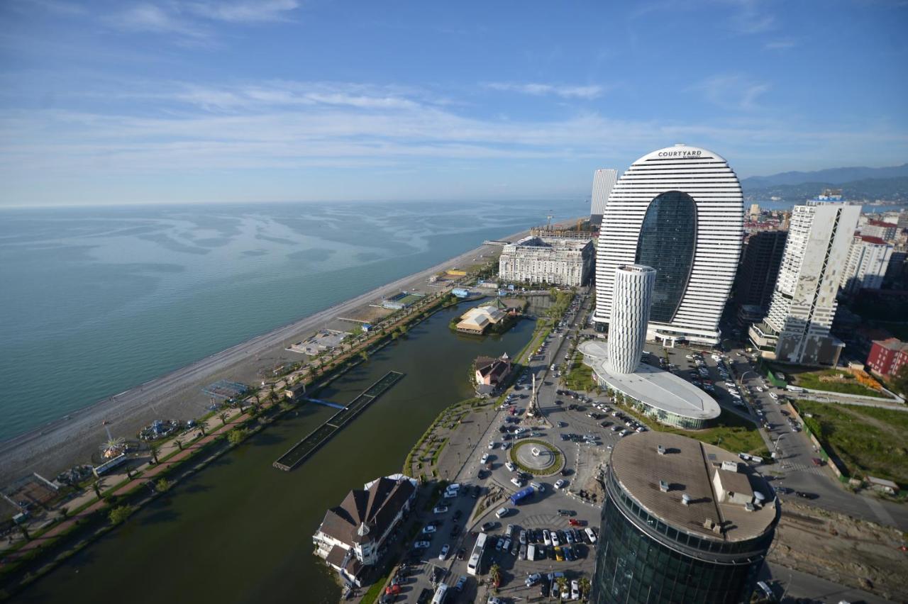Orbi City Twins Tower Batumi Exterior foto